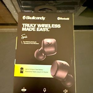 Skull Candy Earbuds